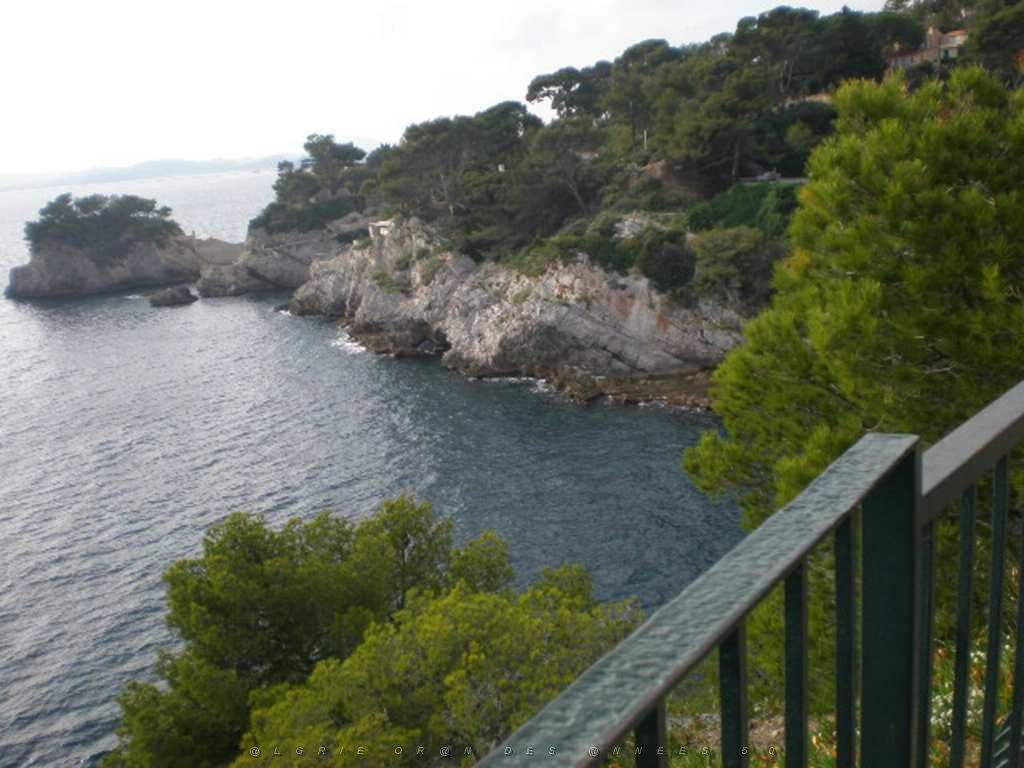CAP FALCON 19 ND Cap Falcon vers Toulon St Mandrier.JPG